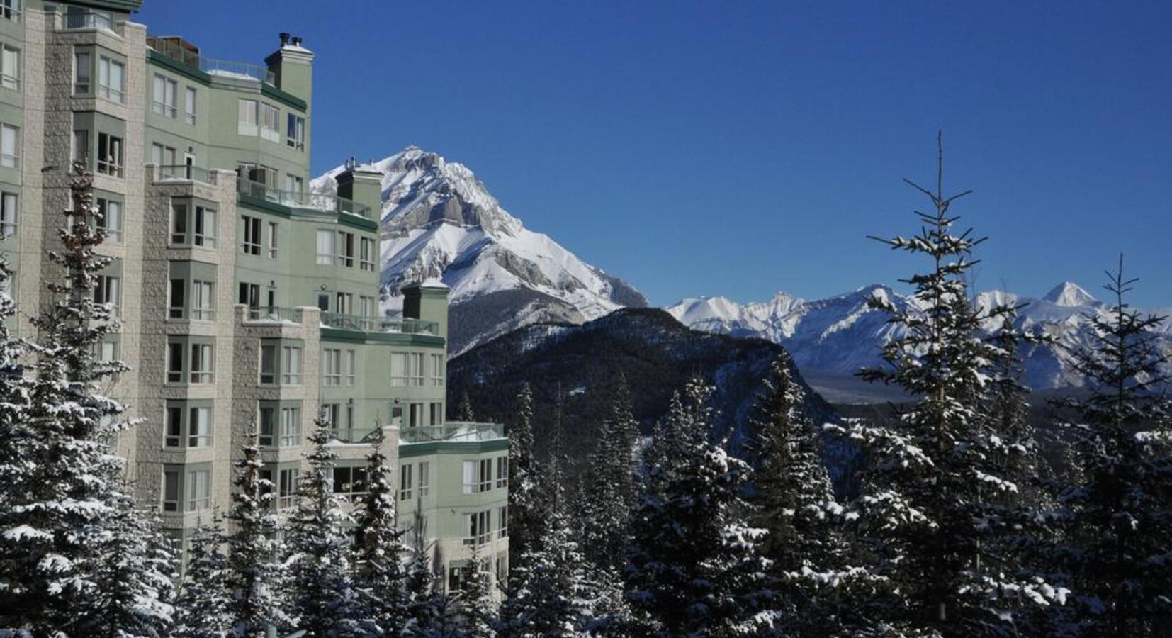 Rimrock Resort Hotel transportation from Calgary Airport